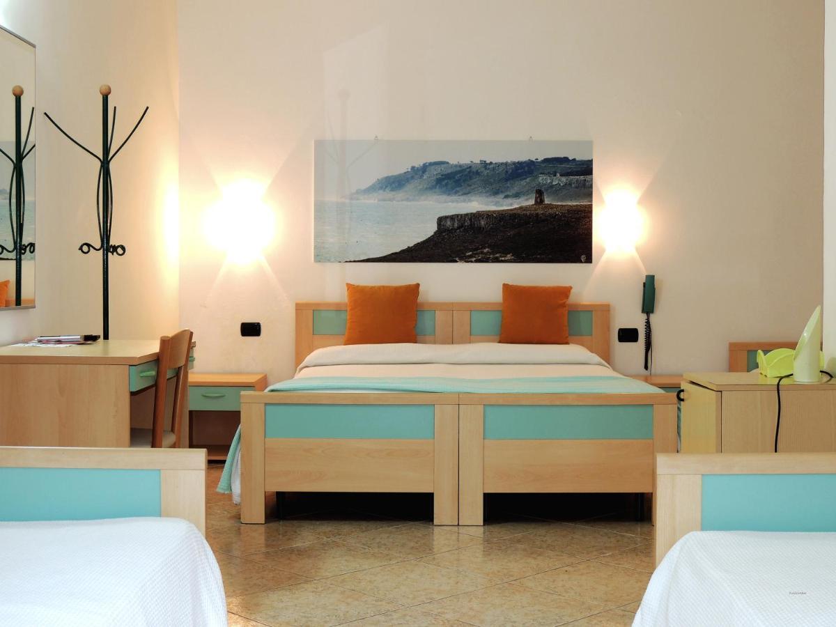 Hotel Porto Badisco Exterior photo
